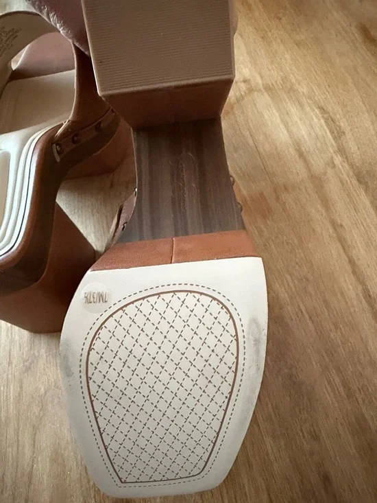 Jessica Simpson Cognac Brown Studded Platform Mules - Picture 5 of 8